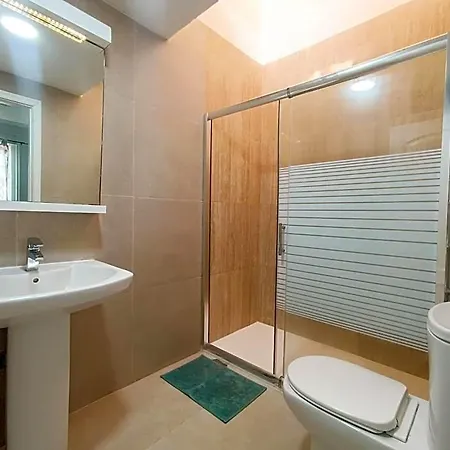 Aloe Vera Shared House فندق